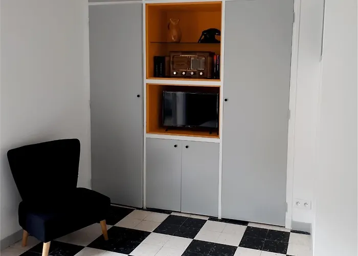 Couette-café Chambre La Caunette